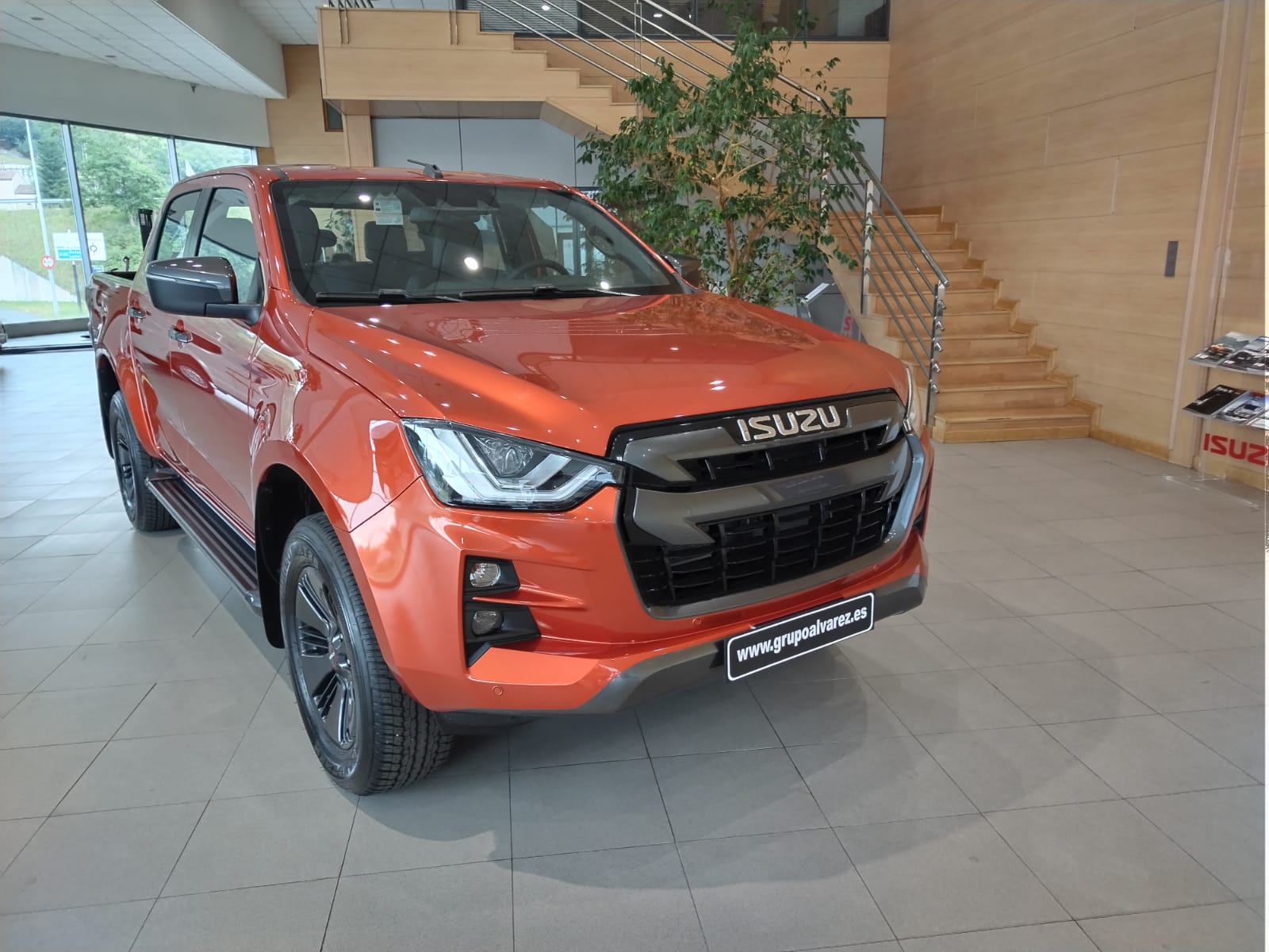 Imagen Isuzu D-MAX N60 Crew FF