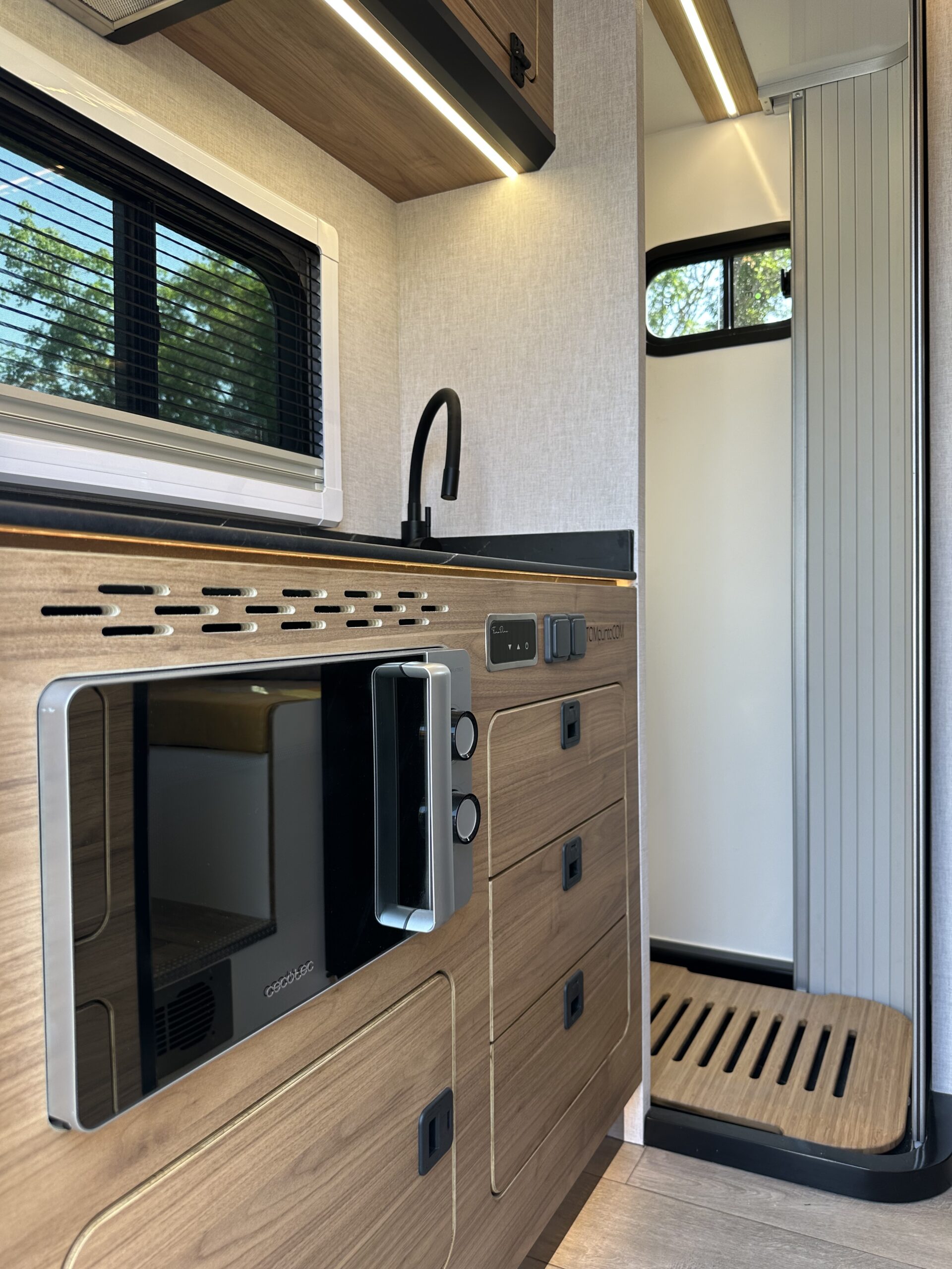 ISUZU camperizada en Asturias