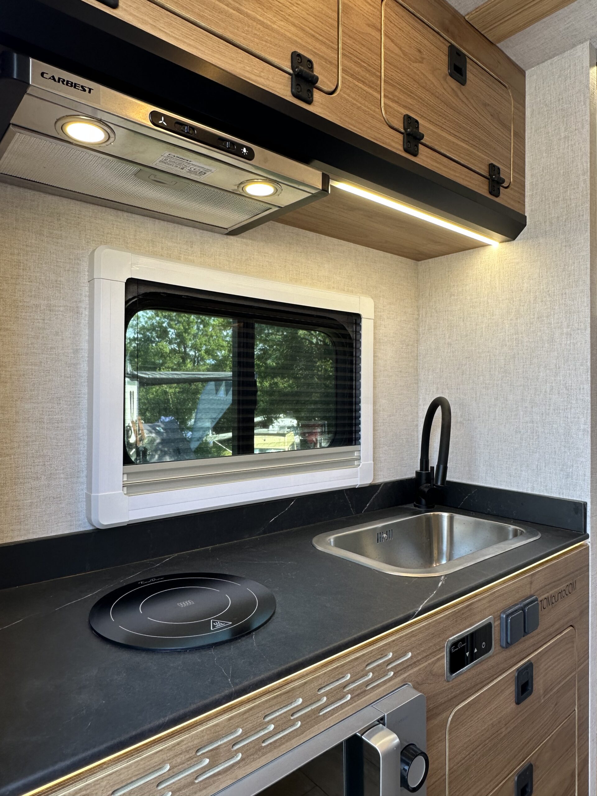 ISUZU camperizada en Asturias